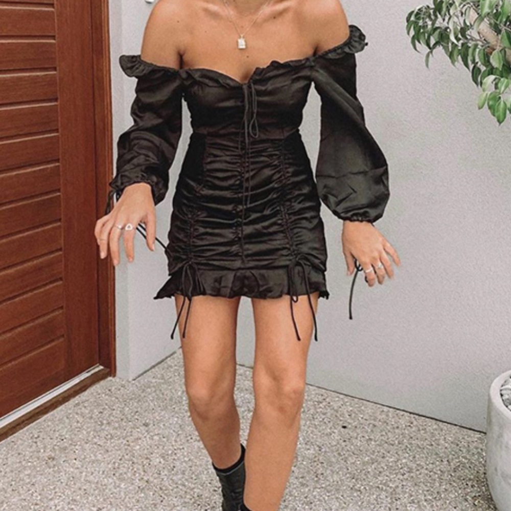 NWT LIONESS Feng Shui black Satin Mini Dress